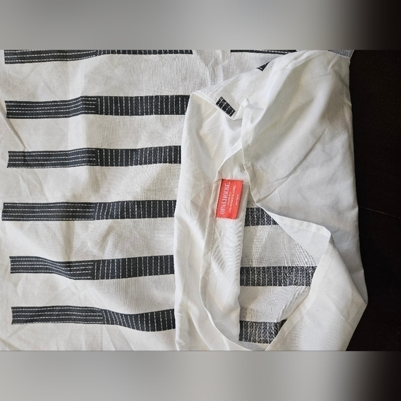 Opalhouse - Picture 4 of 4